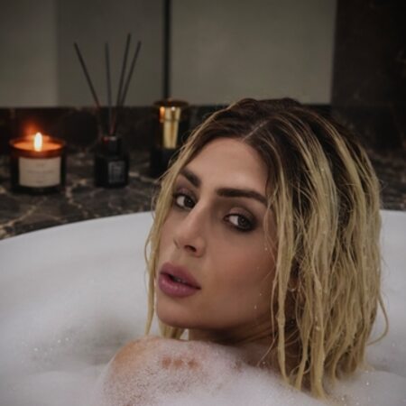 Nicolle